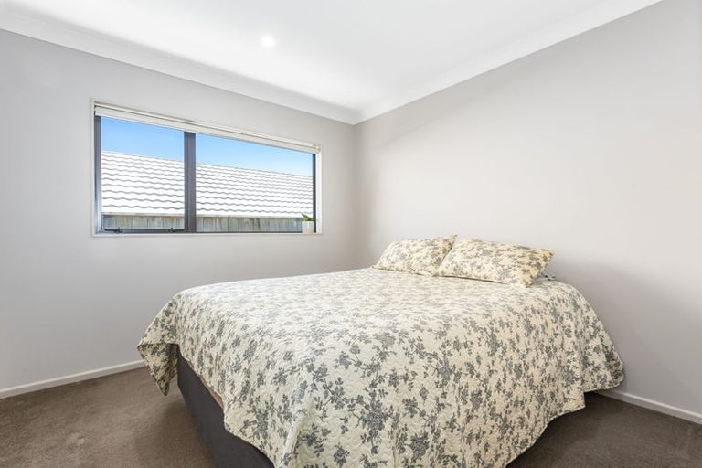Photo of property in 38 Moonsail Drive, Whitby, Porirua, 5024