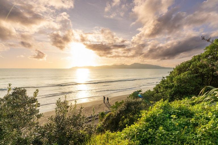 Photo of property in 201a Rosetta Road, Raumati South, Paraparaumu, 5032
