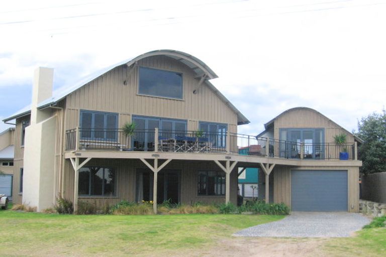 Photo of property in 200 Island View Road, Whangamata, 3620