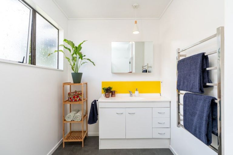 Photo of property in 42 Weka Street, Miramar, Wellington, 6022