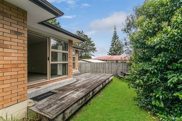 Photo of property in 17a Valley Road, Waiuku, 2123