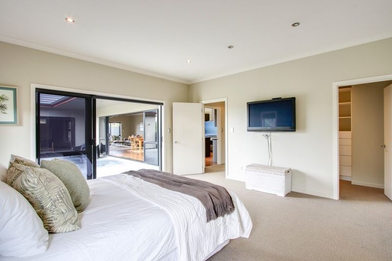 Photo of property in 133 Kent Terrace, Taradale, Napier, 4112