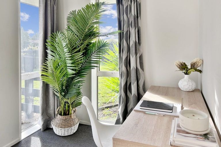 Photo of property in 8 Marble Court, Rolleston, 7614