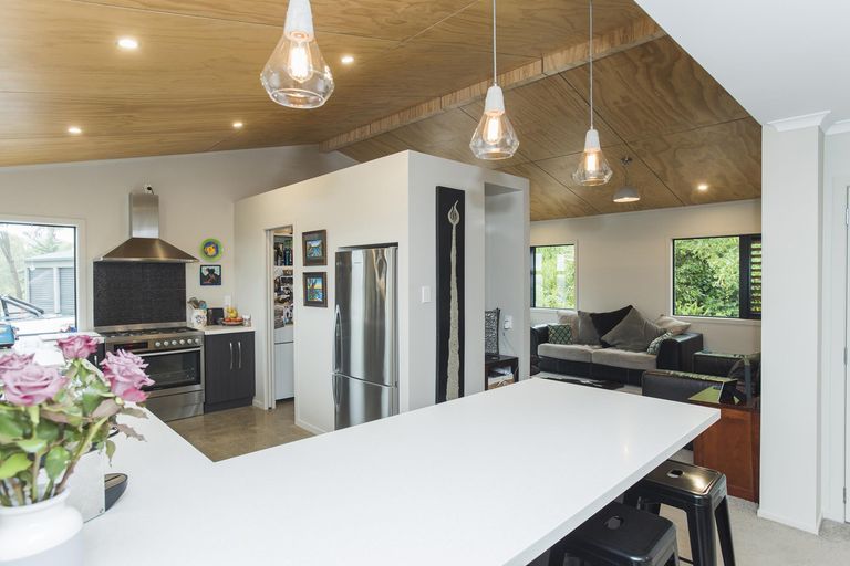 Photo of property in 16 Massey Road, Mangapapa, Gisborne, 4010