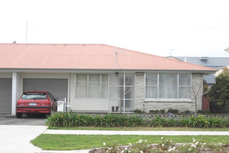 Photo of property in 2/403 Lyndon Road West, Hastings, 4122