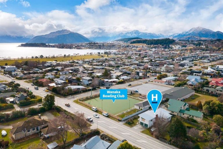 Photo of property in 84 Mcdougall Street, Wanaka, 9305