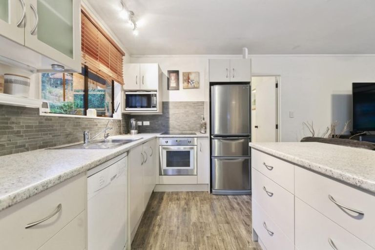 Photo of property in 52c Langstone Street, Welcome Bay, Tauranga, 3112