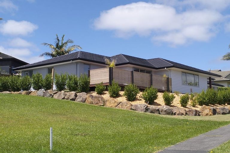 Photo of property in 20 Spinnaker Point, Haruru, 0204