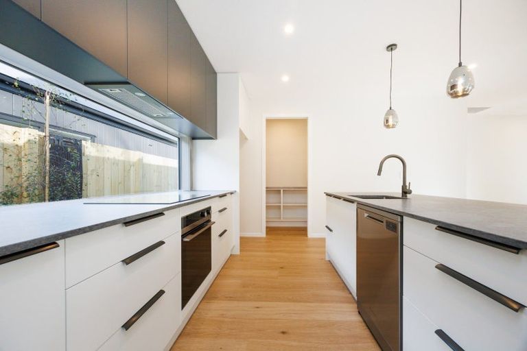 Photo of property in 42b Batt Street, West End, Palmerston North, 4410