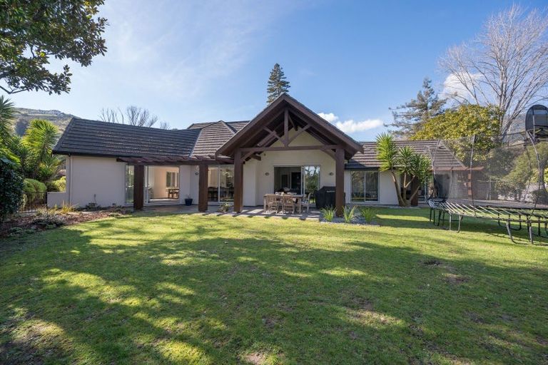 Photo of property in 25 Montebello Avenue, Stoke, Nelson, 7011