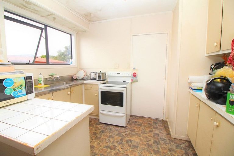 Photo of property in 12 Harwell Place, Mangere, Auckland, 2022
