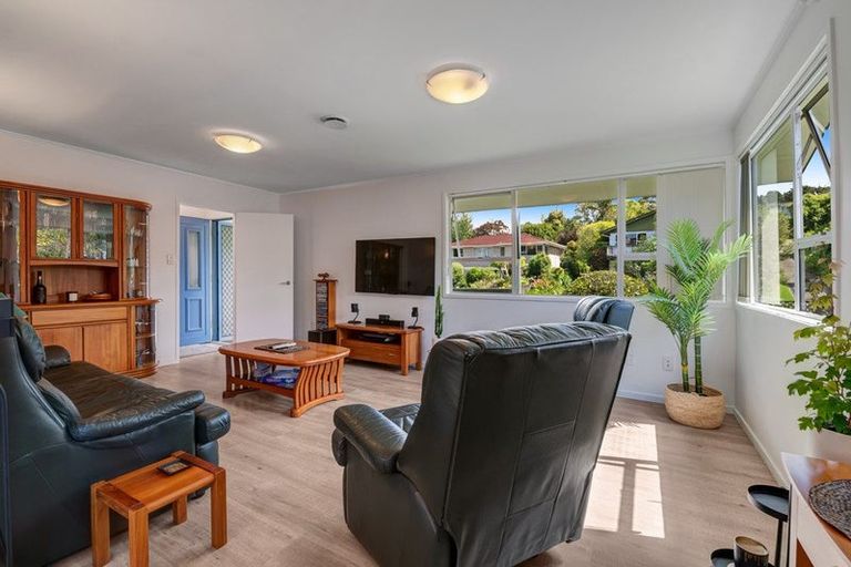 Photo of property in 1/63 Salamanca Road, Sunnynook, Auckland, 0620
