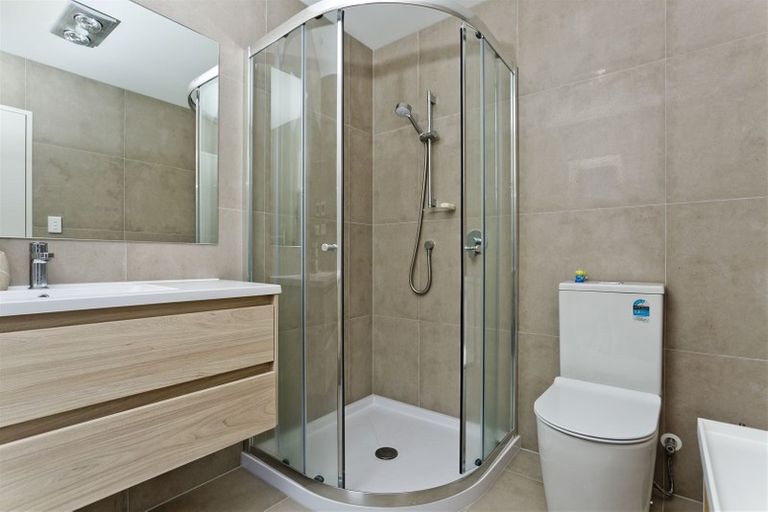 Photo of property in 153 Millwater Parkway, Silverdale, 0932