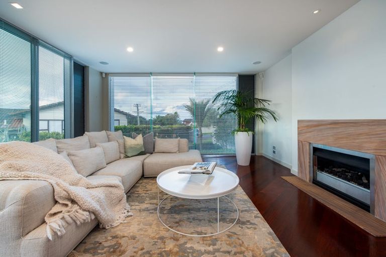 Photo of property in 3a Kowhai Road, Mairangi Bay, Auckland, 0630