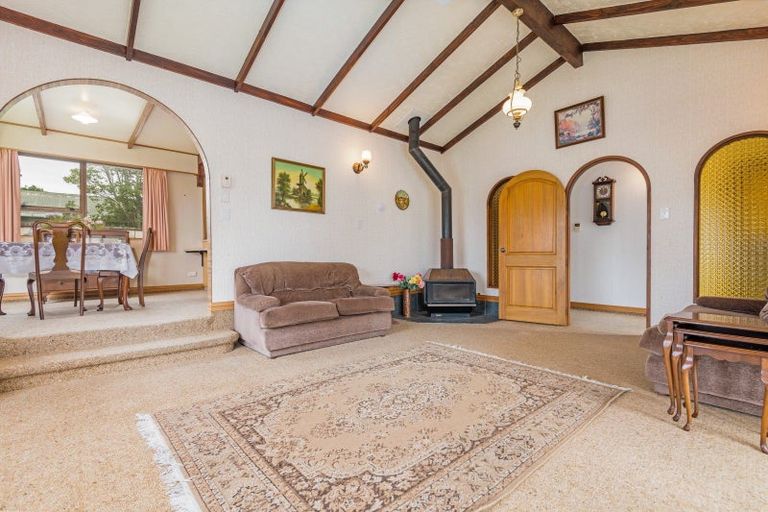 Photo of property in 14 Norfolk Crescent, Otaki Beach, Otaki, 5512