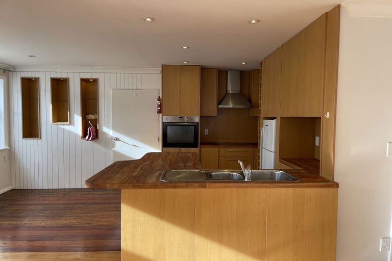 Photo of property in 68 Broderick Road, Johnsonville, Wellington, 6037