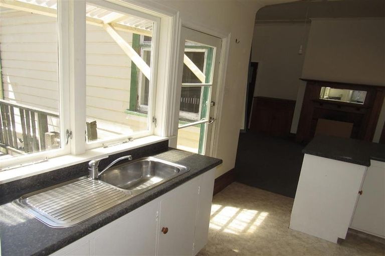 Photo of property in 180 Hanson Street, Newtown, Wellington, 6021
