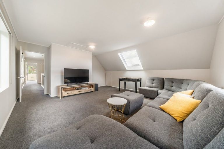 Photo of property in 7 Carlow Grove, Birchville, Upper Hutt, 5018