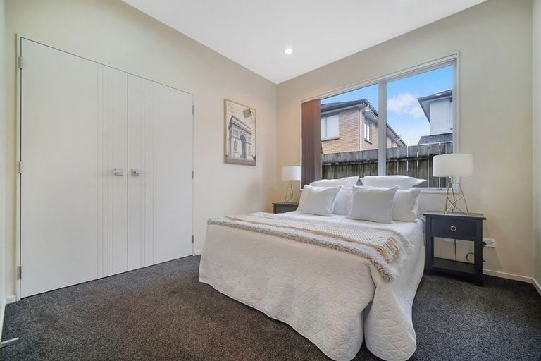 Photo of property in 14 Helianthus Avenue, Flat Bush, Auckland, 2019