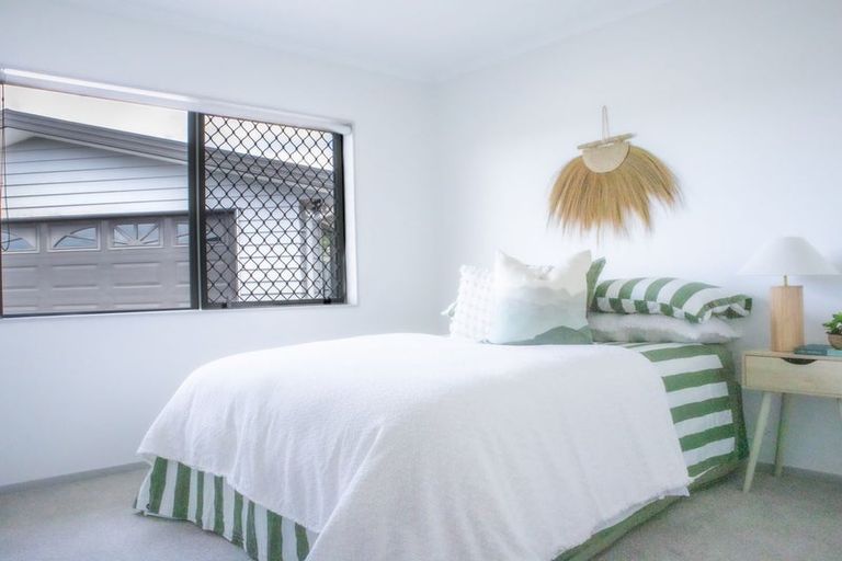 Photo of property in 16 Madison Place, Morningside, Whangarei, 0110