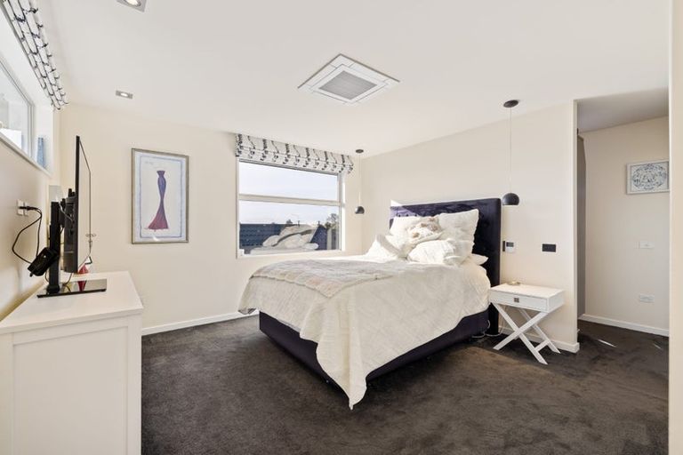 Photo of property in 153a Centaurus Road, Saint Martins, Christchurch, 8022