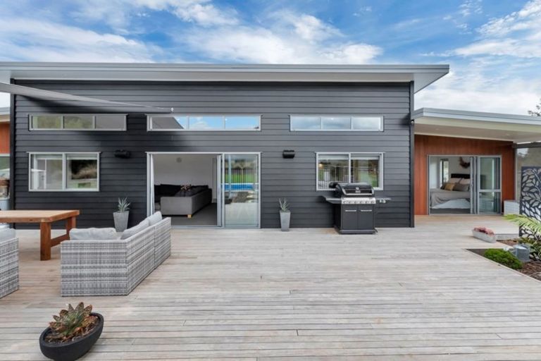 Photo of property in 8 Wai Kanapa Lane, Ngararatunua, Whangarei, 0176