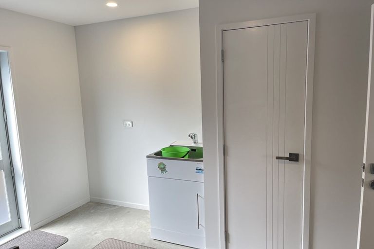 Photo of property in 6b Kirk Street, Waiuku, 2123