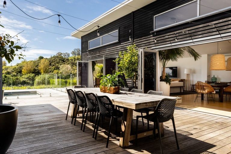 Photo of property in 257 Black Barn Road, Havelock North, 4294