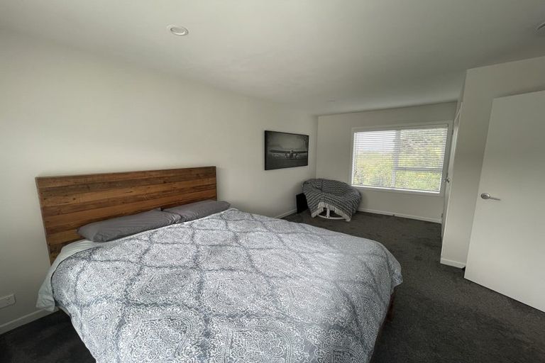 Photo of property in 11a River Road, Te Atatu Peninsula, Auckland, 0610
