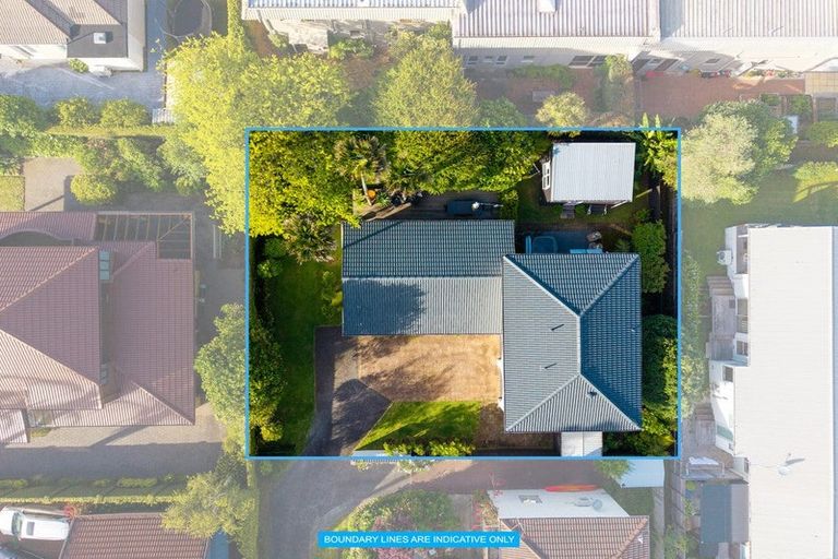 Photo of property in 3/4 Frater Avenue, Milford, Auckland, 0620