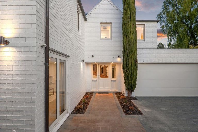 Photo of property in 32 Wai-iti Terrace, Burnside, Christchurch, 8052