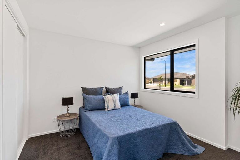 Photo of property in 3 Finstock Way, Rolleston, 7614