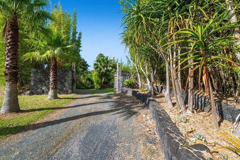 Photo of property in 257 Pine Valley Road, Dairy Flat, Silverdale, 0992