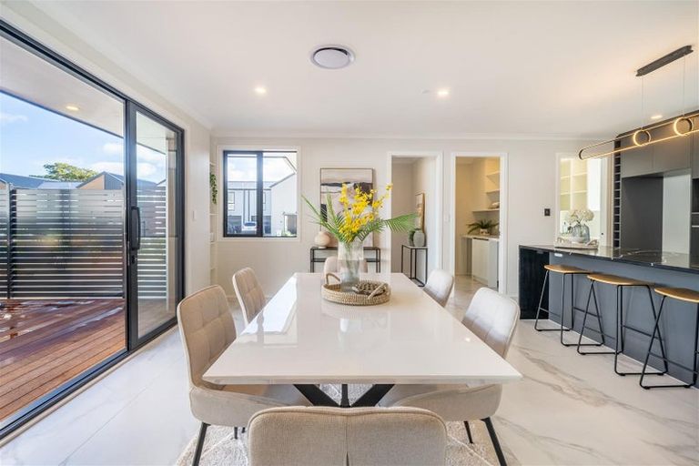 Photo of property in 17 Cynisca Crescent, Wallaceville, Upper Hutt, 5018