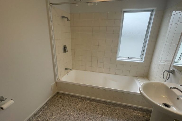 Photo of property in 8/7 Henry Street, Kilbirnie, Wellington, 6022