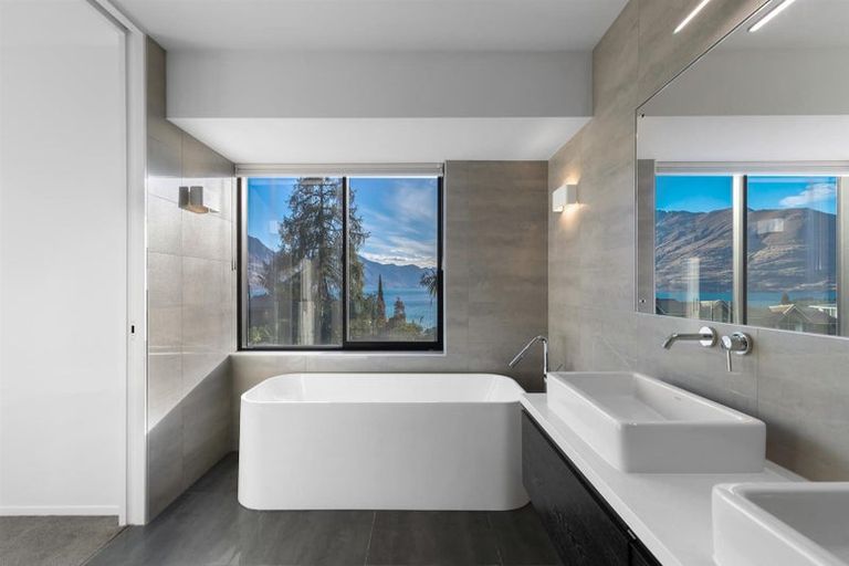 Photo of property in 3u1 Kerry Drive, Queenstown, 9300