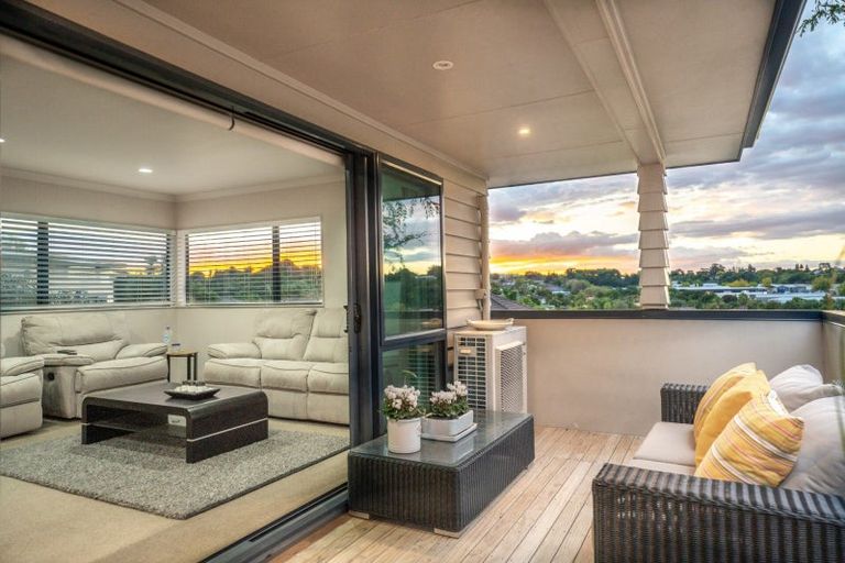 Photo of property in 18 Ko Place, Pyes Pa, Tauranga, 3112