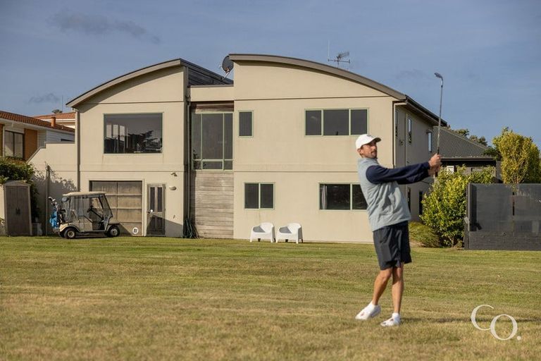 Photo of property in 208b Oceanbeach Road, Mount Maunganui, 3116