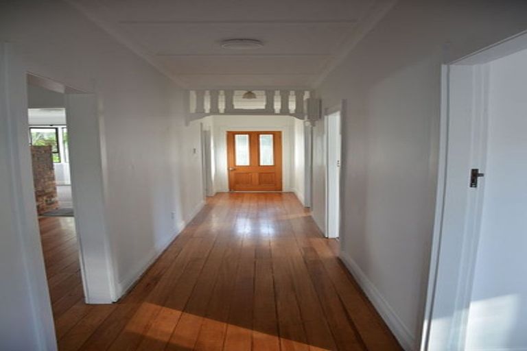 Photo of property in 90 Nixon Street, Hamilton East, Hamilton, 3216