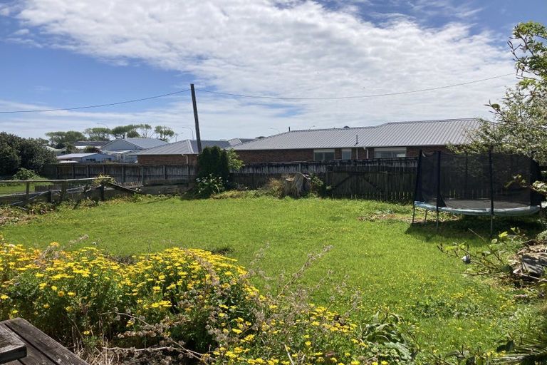 Photo of property in 89 Broadway, Waitara, 4320
