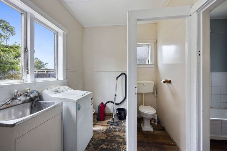 Photo of property in 7 Richmond Street, Inglewood, 4330