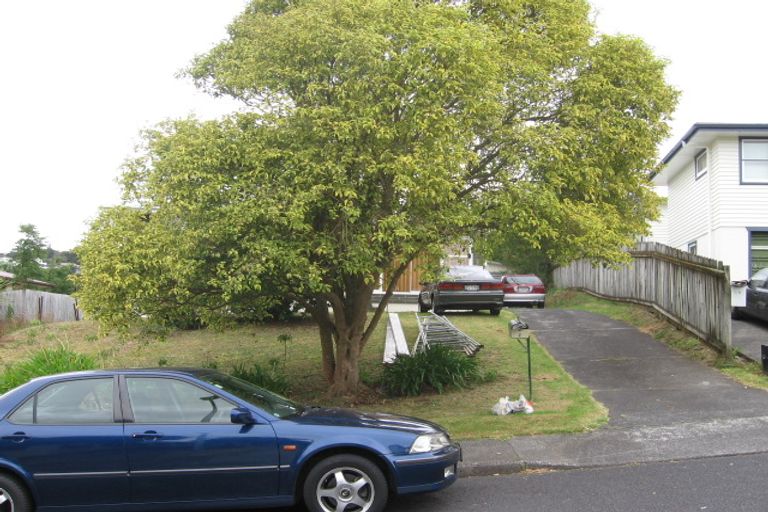 Photo of property in 7 Segedin Place, Glenfield, Auckland, 0629