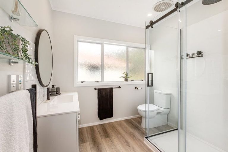 Photo of property in 22 Rawhiti Road, Pukerua Bay, 5026