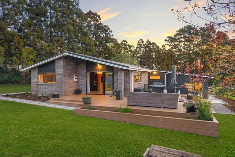 Photo of property in 1115 State Highway 16, Waimauku, 0883