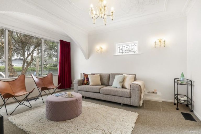 Photo of property in 32 Torridon Road, Miramar, Wellington, 6022