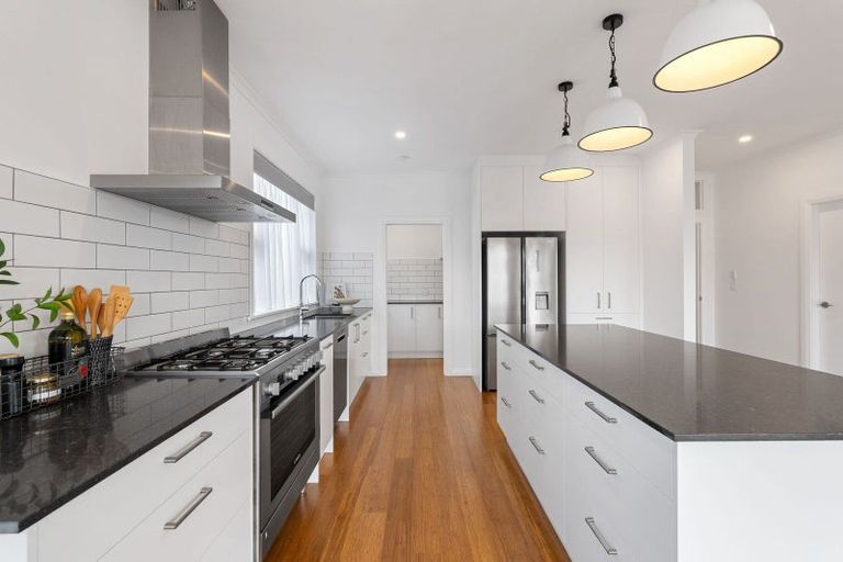 Photo of property in 21 Ross Street, Kilbirnie, Wellington, 6022