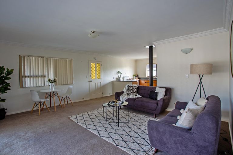 Photo of property in 55a Kempton Street, Greytown, 5712