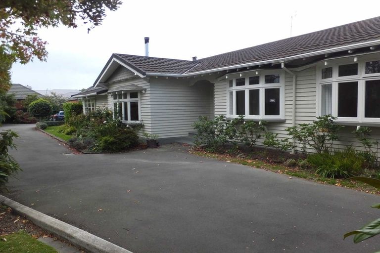 Photo of property in 52 Kilmarnock Street, Riccarton, Christchurch, 8011