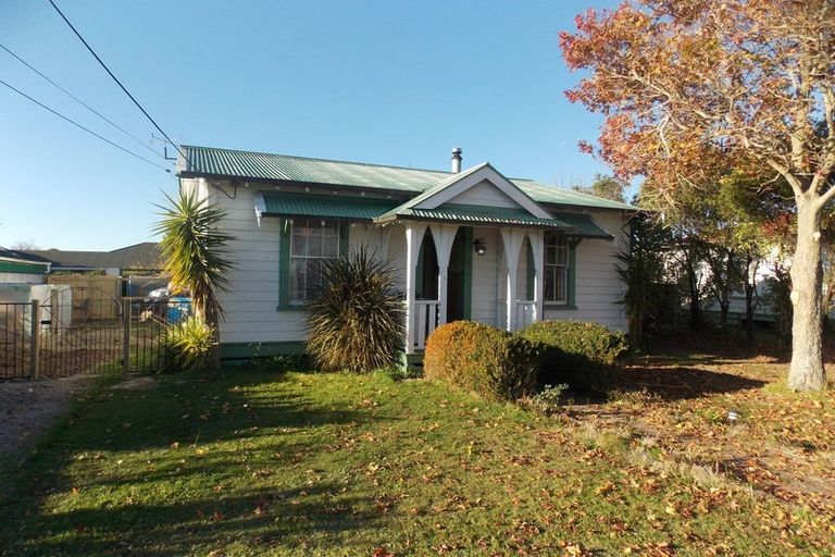 Photo of property in 14 Carlisle Street, Milson, Palmerston North, 4414