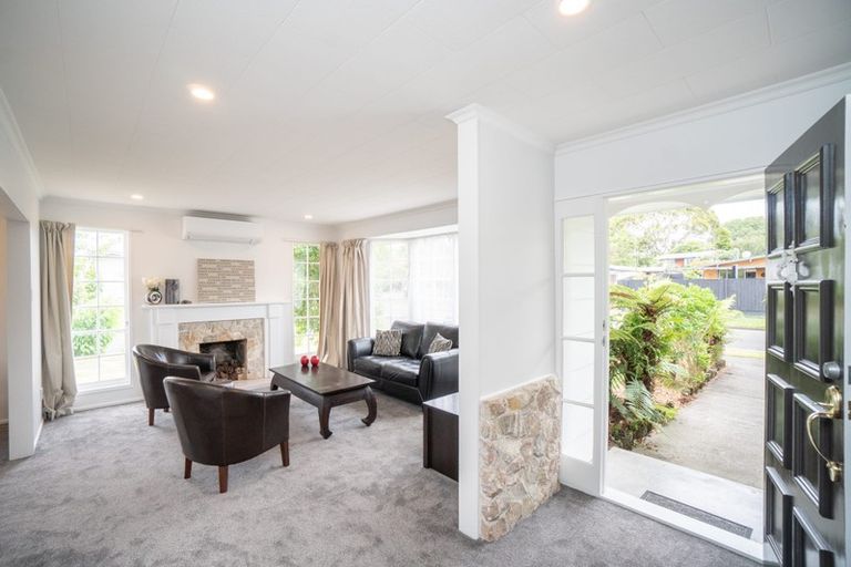 Photo of property in 1 Rakino Place, Awapuni, Palmerston North, 4412
